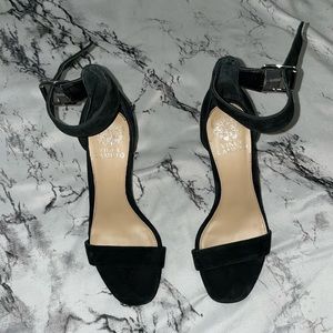 Black Vince Camuto Heeled Sandal | Size: 6